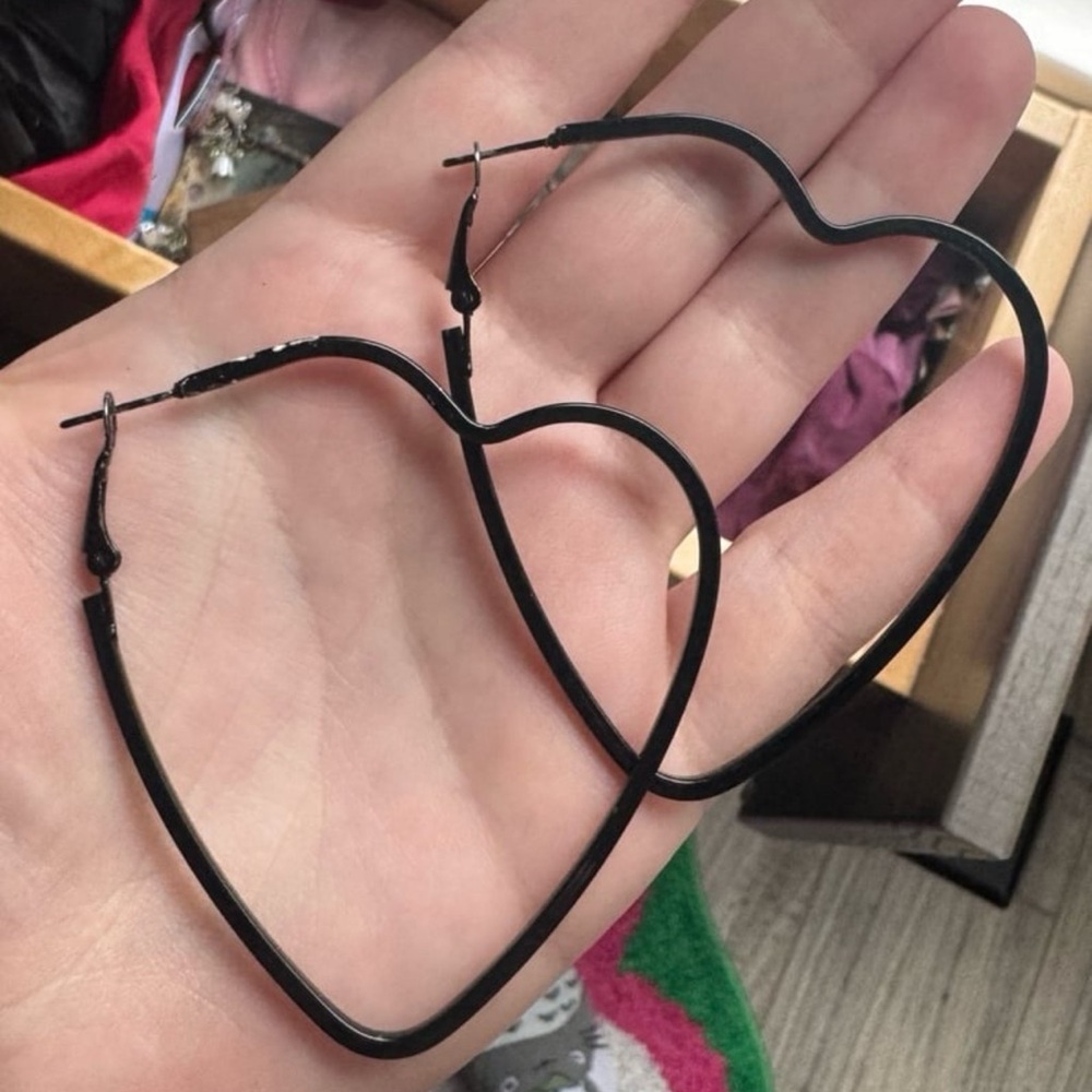 Black Heart Hoop Earrings